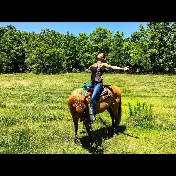 Hi!!! I’m Missy 🙏🏼🌺 - Picture 5 of 15